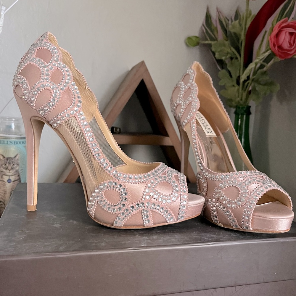 Badgley Mischka Blush colored wedding heels.